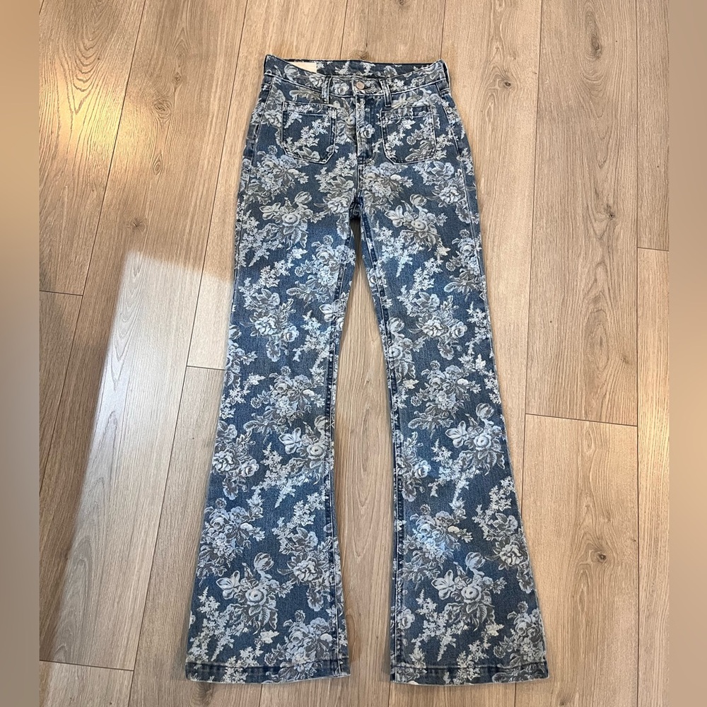 LoveShackFancy/ GAP Floral Patterned Blue Women's Flare Jeans